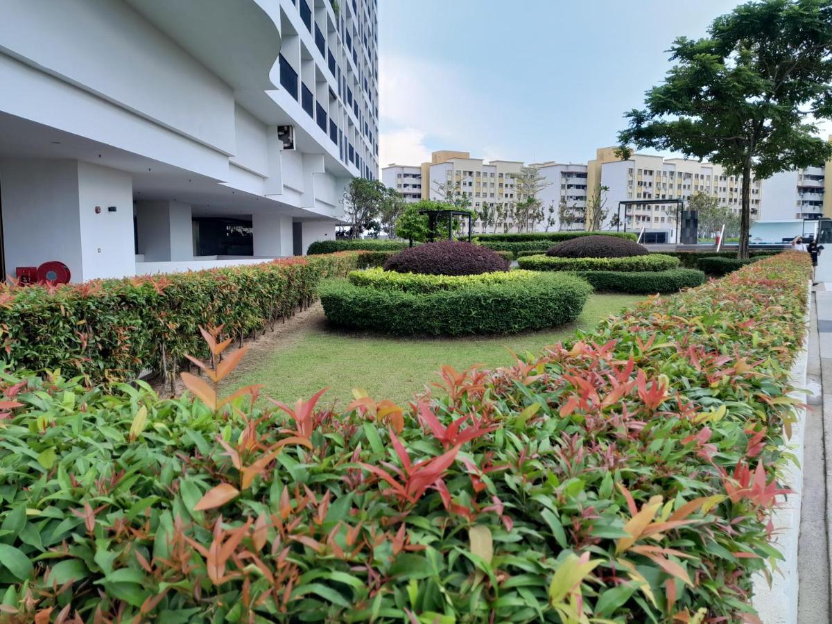 The Landmark Comfort Relax Spacious Sea View By Iz Tanjung Tokong Exterior photo