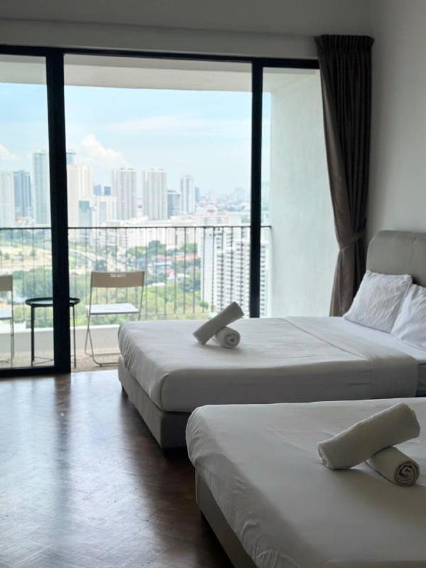 The Landmark Comfort Relax Spacious Sea View By Iz Tanjung Tokong Exterior photo
